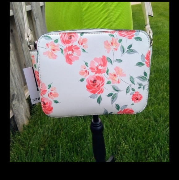 WALLET SOLD Nine West Floral Crossbody + Wallet - Picture 5 of 13
